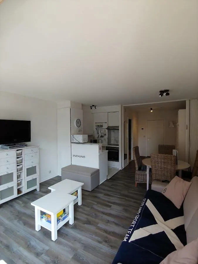 Ferienwohnung Studio Center Of Ostend W/Parking & South Terrace Belgien